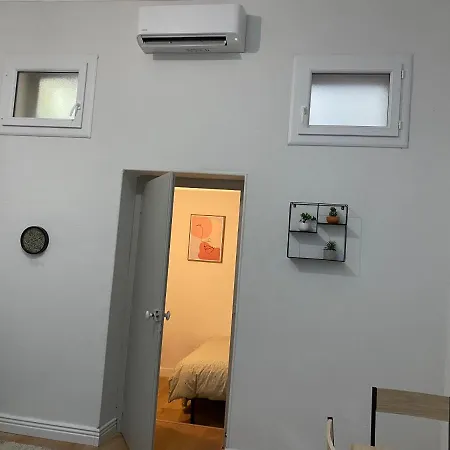 Coeur De Avec Cour Apartamento Nîmes